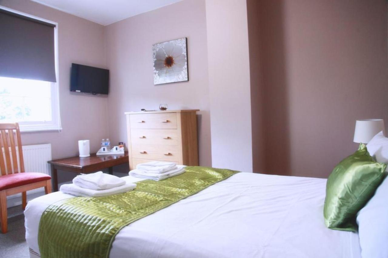 Hampton Court Hotel East Molesey Kültér fotó